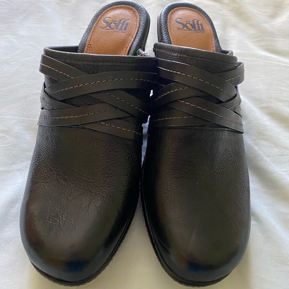 Sofft brand black leather Clog or Mules